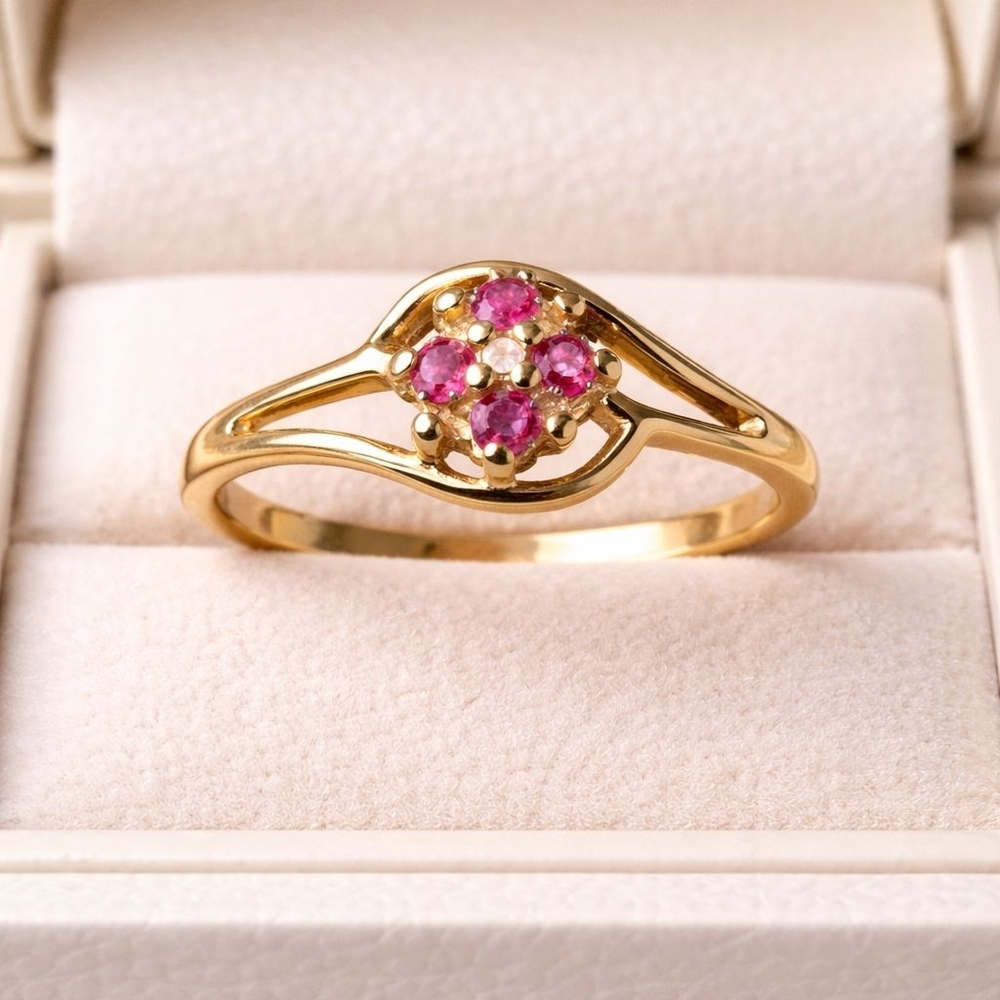 Vintage Ruby And Diamond Gold Ring